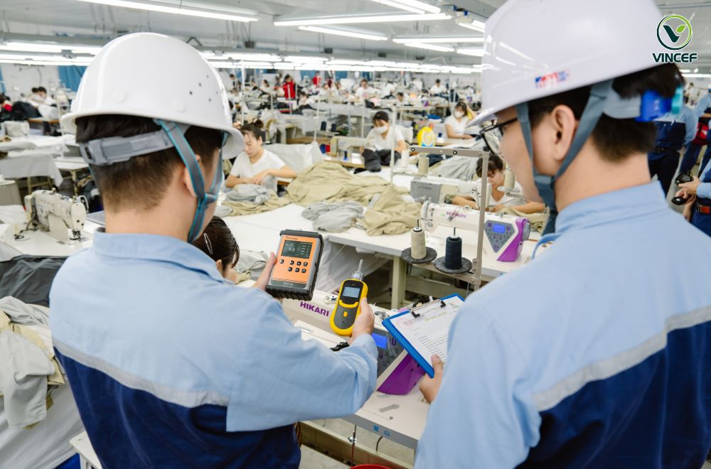 Phat-thai-khi-nha-kinh.